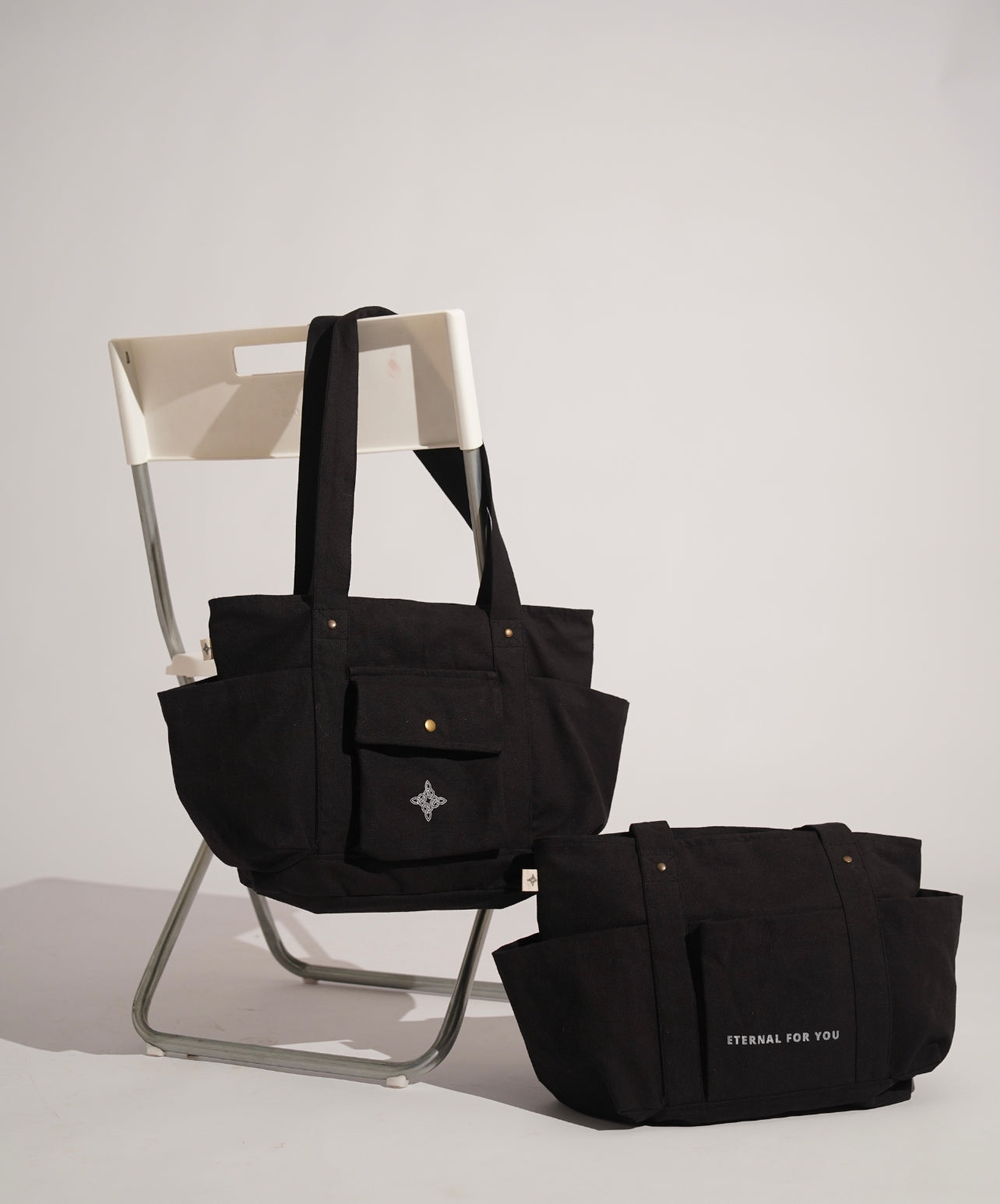 VOYAGE TOTE BAG