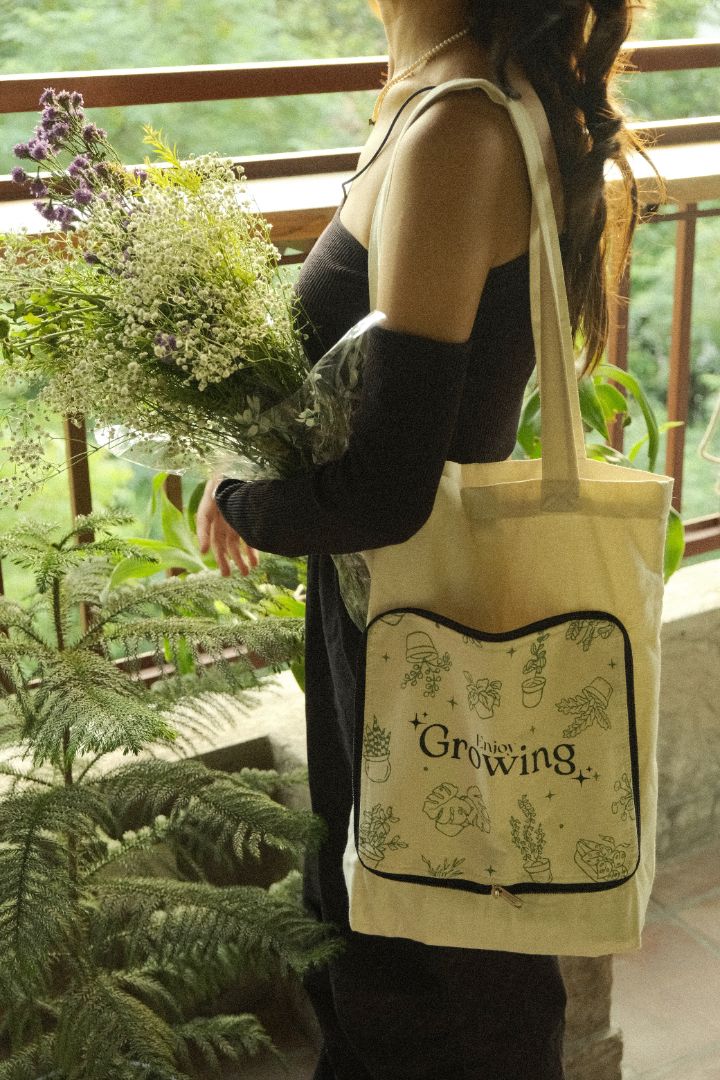 ENJOY GROWING- FOLDABLE TOTE